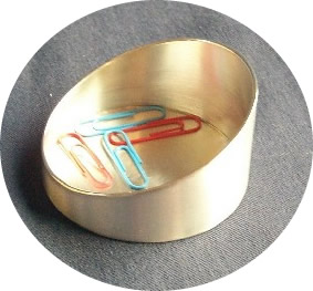 Clip dish handmade desk piece by Xing Design