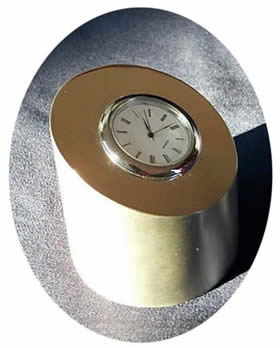 Clock handmade desk piece by Xing Design