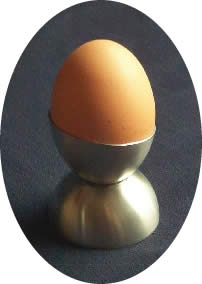 Egg handmade tableware piece by Xing Design