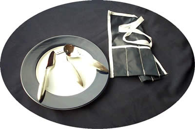 Ergo handmade cutlery by Xing Design, bought by the King of Dubai